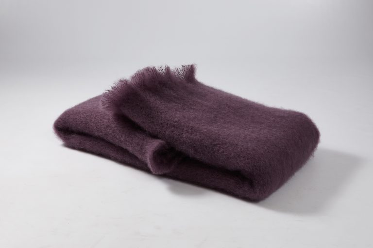 Manta Mohair Liso Ref. 683. Mantas Ezcaray